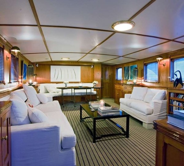 The 32m Yacht CAMARA C