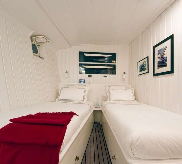 The 32m Yacht CAMARA C