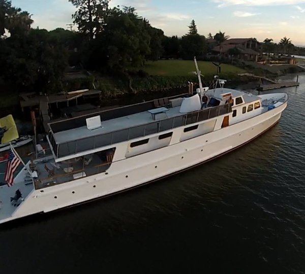 The 32m Yacht DEANNA