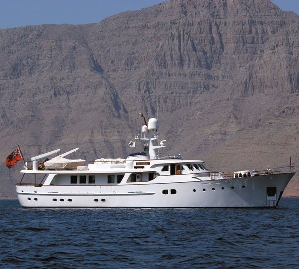 The 32m Yacht EVNIKE
