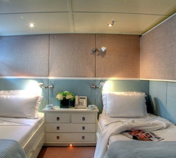 The 32m Yacht HEAVENLY DAZE