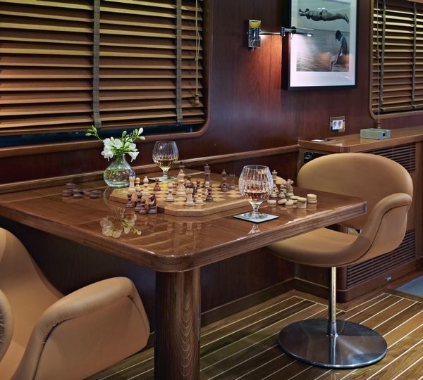 The 32m Yacht HEAVENLY DAZE