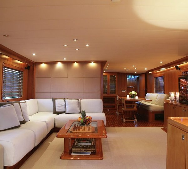 The 32m Yacht HEAVENLY DAZE