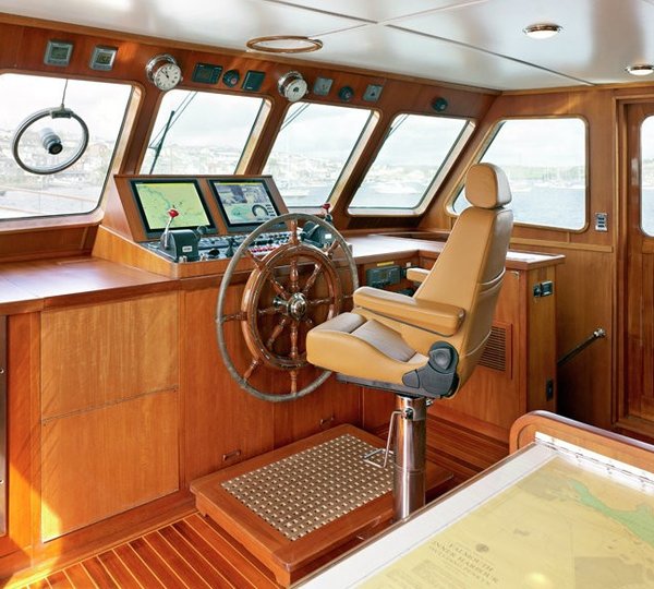 The 32m Yacht HEAVENLY DAZE