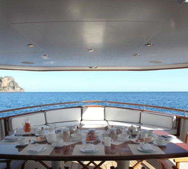 The 32m Yacht HEAVENLY DAZE