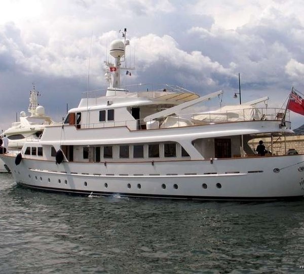 The 32m Yacht MIZAR