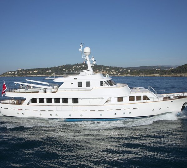 The 32m Yacht MIZAR
