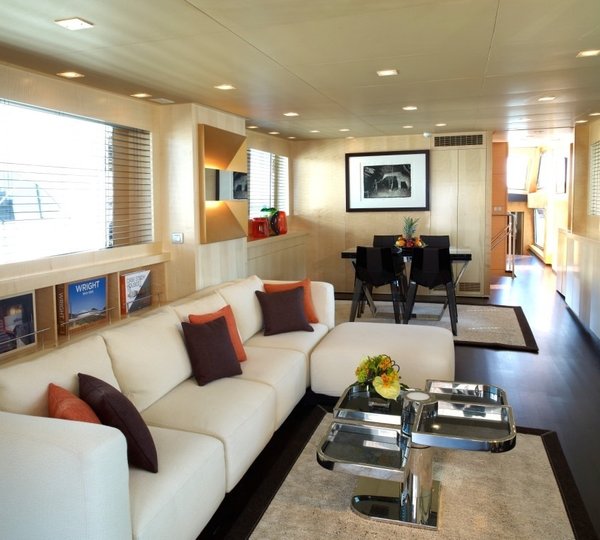 The 32m Yacht TEMPEST WS