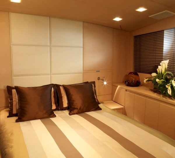 The 32m Yacht TEMPEST WS