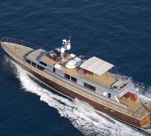 The 32m Yacht TEMPEST WS