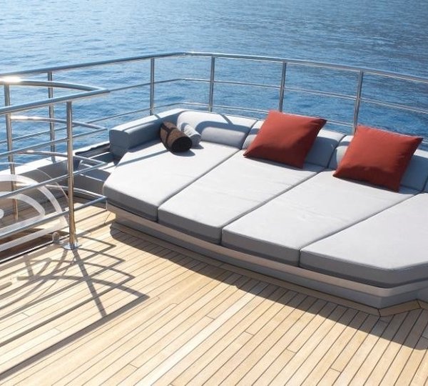 The 32m Yacht TEMPEST WS