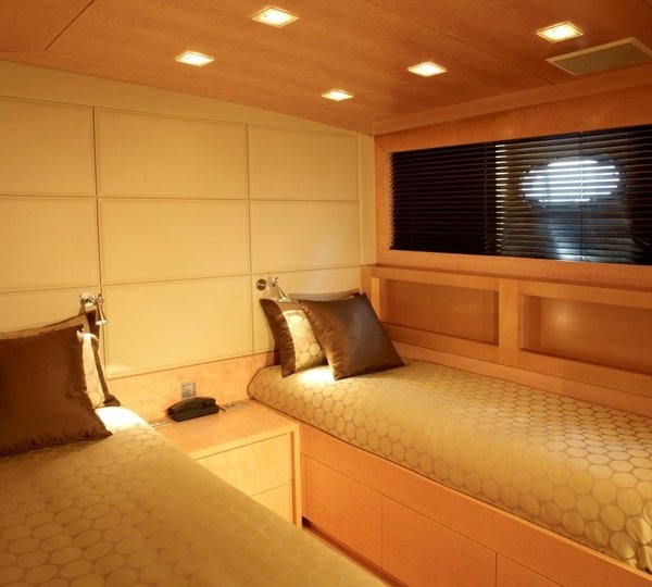 The 32m Yacht TEMPEST WS