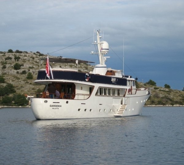The 33m Yacht GARDENIA