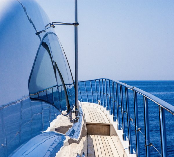 The 33m Yacht HERCULES 1