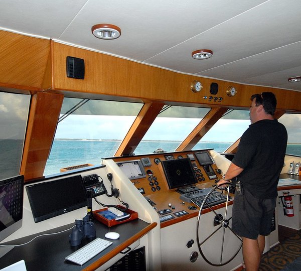 The 33m Yacht KALEEN