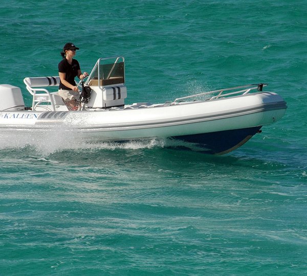 The 33m Yacht KALEEN