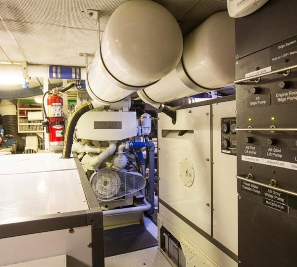 The 33m Yacht KEEWAYDIN