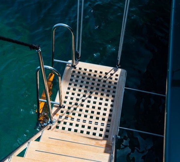 The 33m Yacht KEEWAYDIN