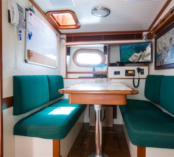 The 33m Yacht KEEWAYDIN