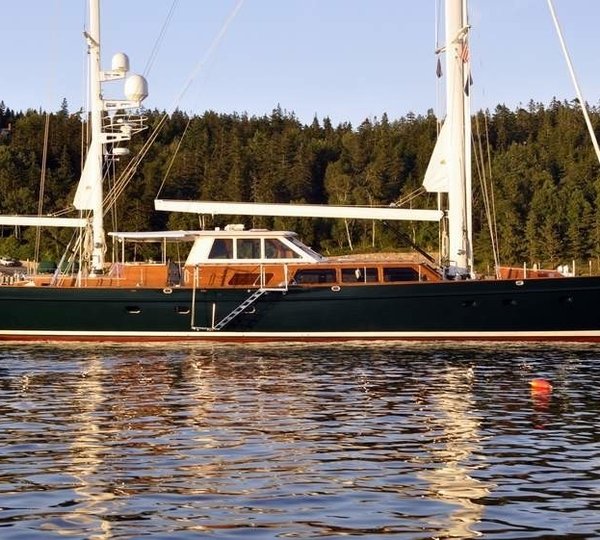 The 33m Yacht KEEWAYDIN