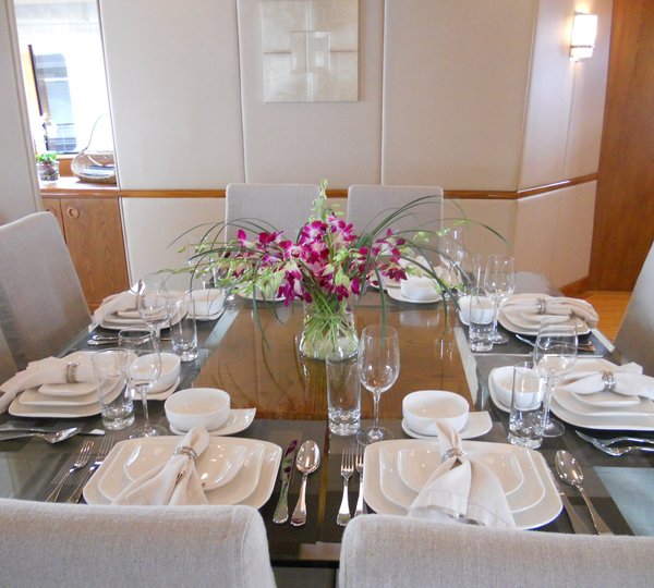 The 33m Yacht SCHNUPSI