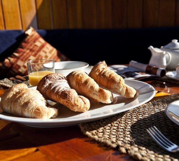 The 33m Yacht TIGERLILY OF CORNWALL