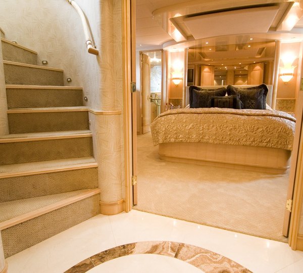 The 35m Yacht SANS SOUCI