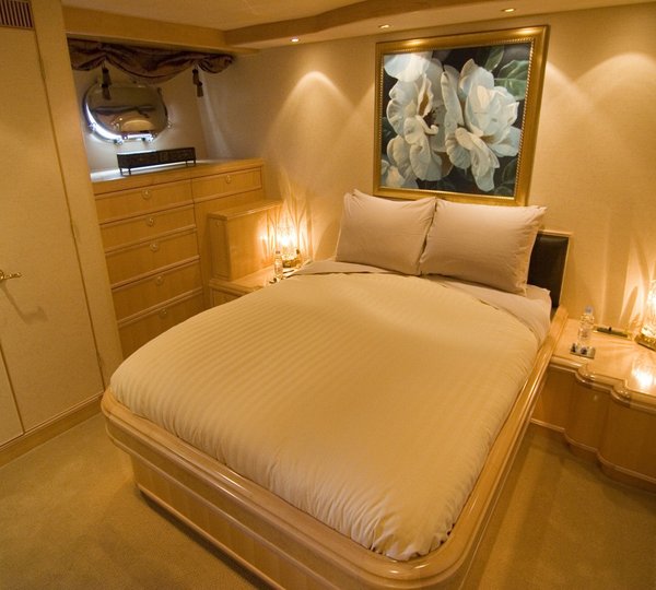 The 35m Yacht SANS SOUCI