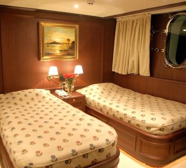 The 36m Yacht AZURE SKY