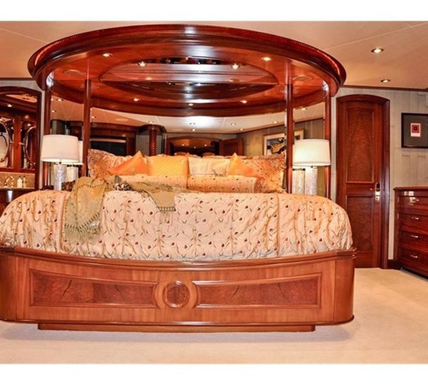 The 36m Yacht JOAN'S ARK