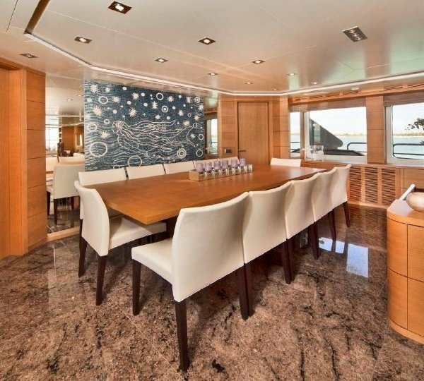 The 36m Yacht +LEJOS