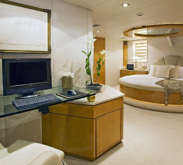 The 36m Yacht MOONRAKER