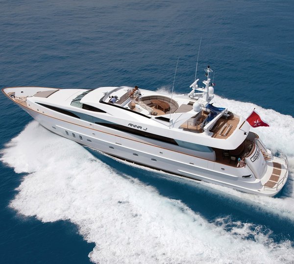 Cruising Aboard Yacht STREGA