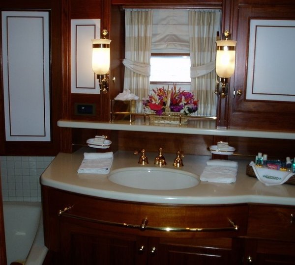 The 37m Yacht GALILEO G