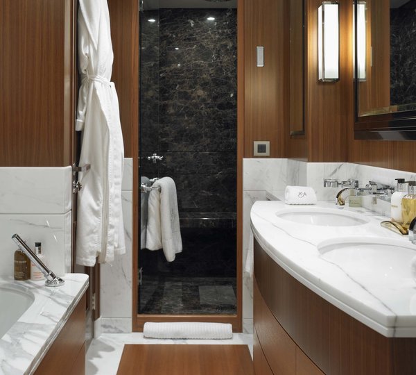 Main Master Bath On Board Yacht KATHLEEN ANNE