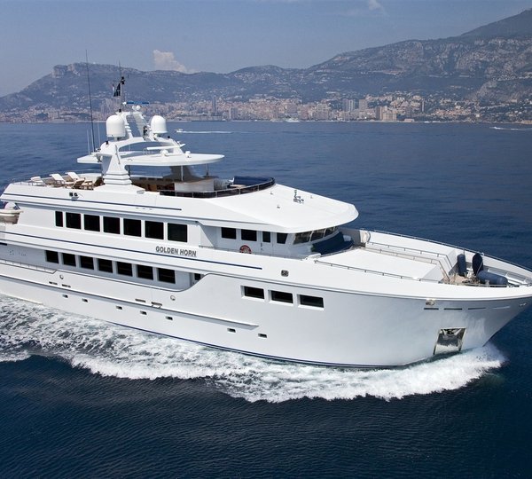 Cruising Aboard Yacht GOLDEN HORN