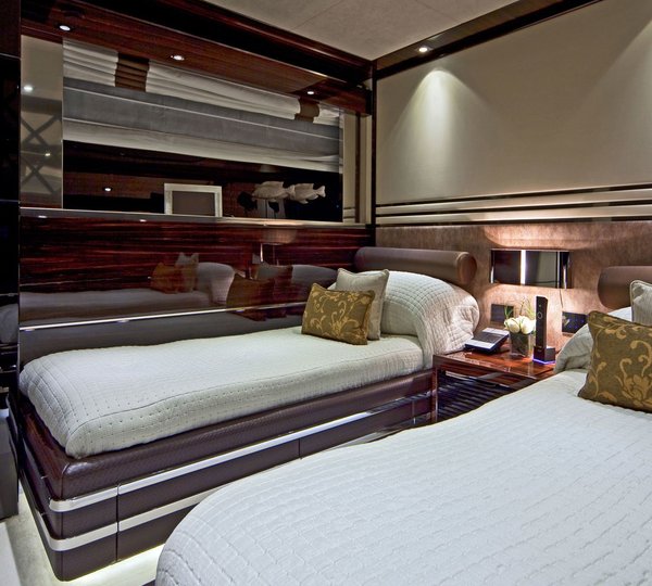 Profile: Yacht MANIFIQ's Twin Bed Cabin Pictured