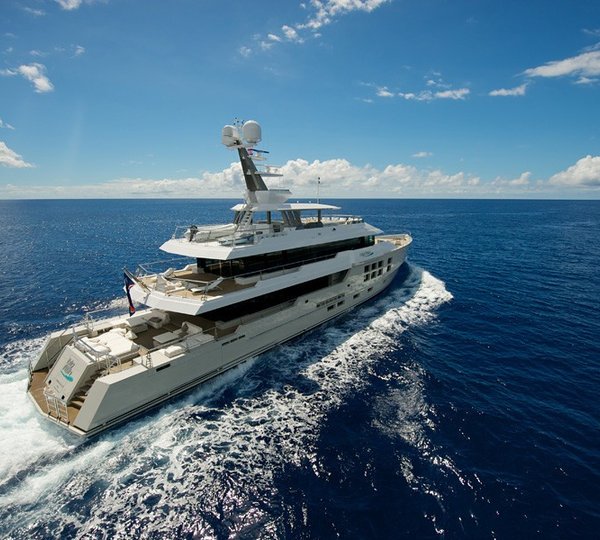 Cruising On Board Yacht BIG FISH