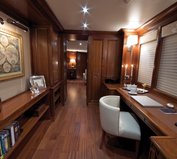 Main Master Study Aboard Yacht YOU &AMP; ME