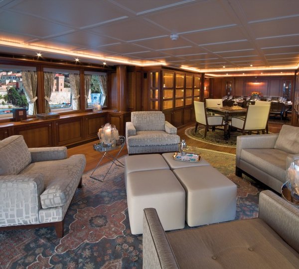 Premier Saloon On Board Yacht YOU &AMP; ME