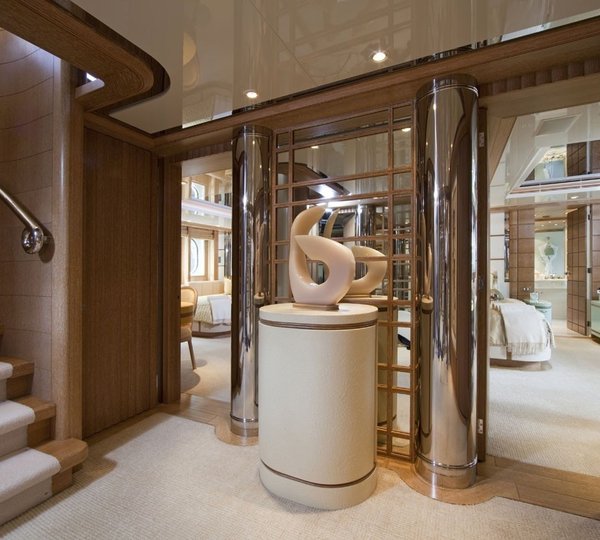 The 54m Yacht HUNTRESS II