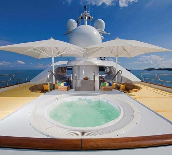 Life Aboard Yacht HUNTRESS II