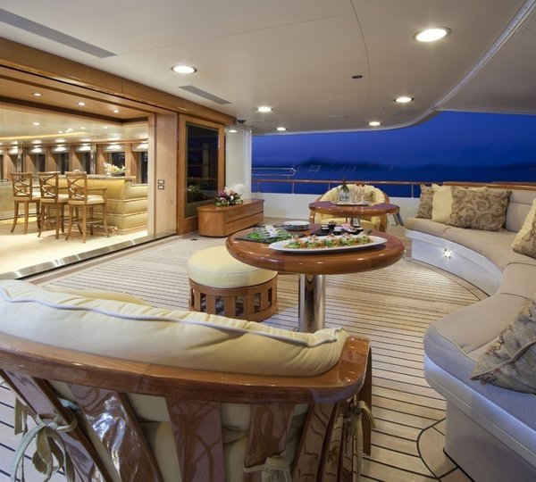 The 54m Yacht HUNTRESS II