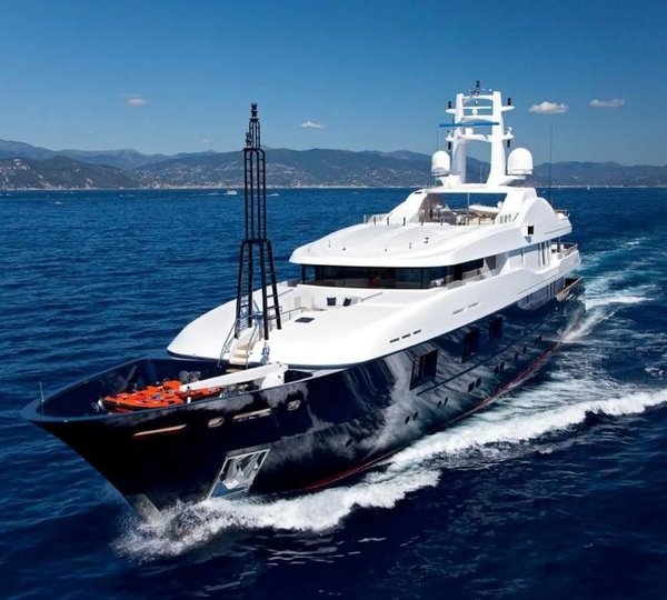 Forward Aspect: Yacht BARAKA's Cruising Captured