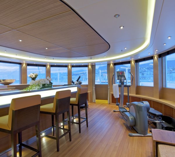 The 60m Yacht CAIPIRINHA