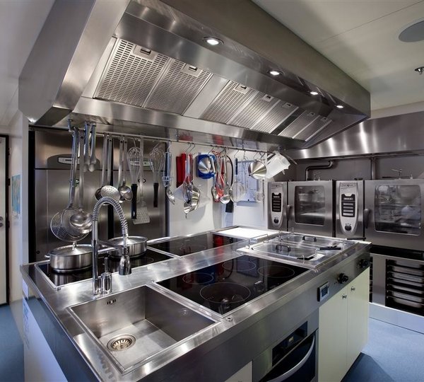 The 65m Yacht DOUBLE DOWN