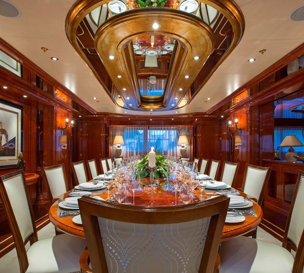 The 65m Yacht DOUBLE DOWN