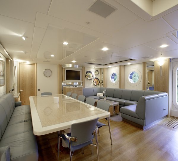 Lounge Aboard Yacht SYCARA V