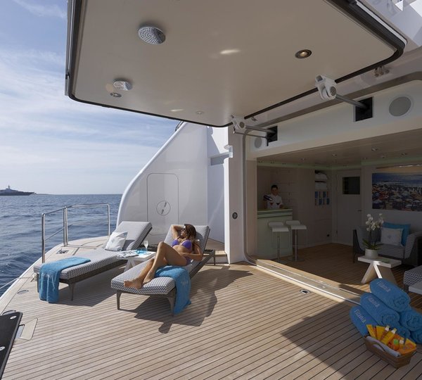 Beach Beachclub Aboard Yacht TITANIA