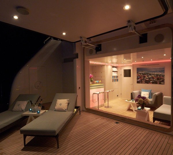 Evening: Yacht TITANIA's Beach Beachclub Pictured